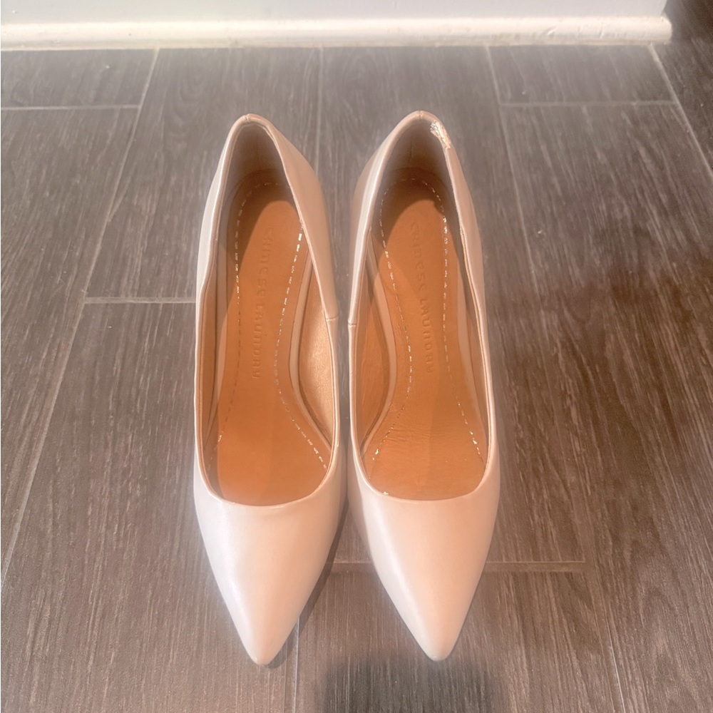 Chinese Laundry Nude Leather Pumps